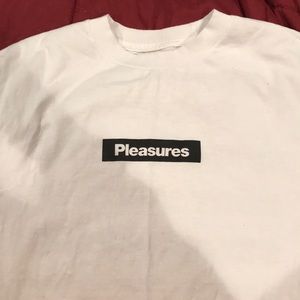 Pleasures Box logo